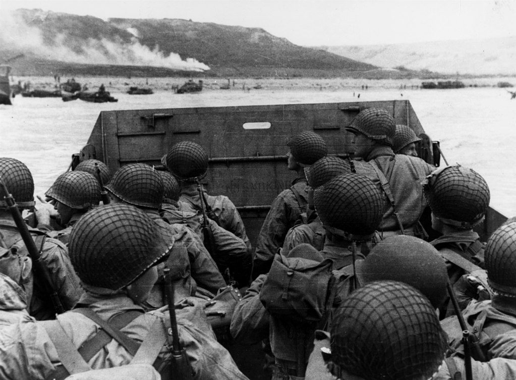 Tropas estadounidenses desembarcando en la playa de Omaha el 6 de junio de 1944.