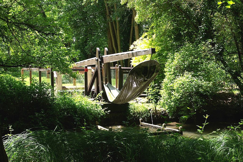 Chadouf para riego en el jardín de Clos Lucé diseñado por Leonardo da Vinci