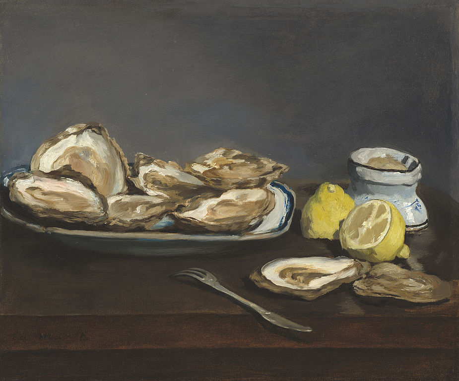 Pintura al óleo de Manet de ostras que muestra un plato de ellas, una al frente sobre una mesa de madera, limones al lado