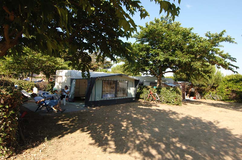 Parque de caravanas en Camping Le Cormoran